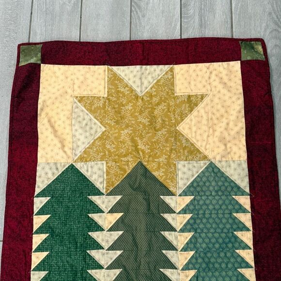 Handmade Pine Tree Quilted Wall Hanging Table Topper 29x36 - Picture 2 of 7